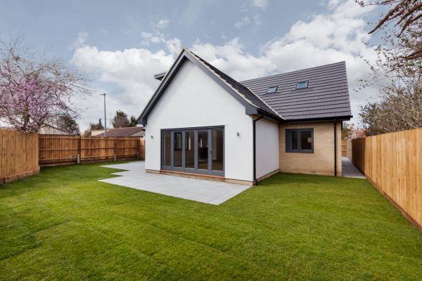 Bifold Door Construction